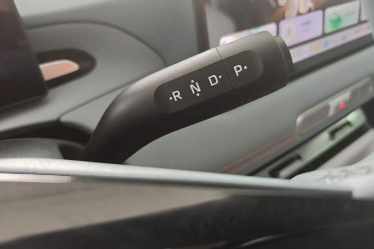 Used MG 4 EV 2026 Model 437 Composed Edition Gear Lever