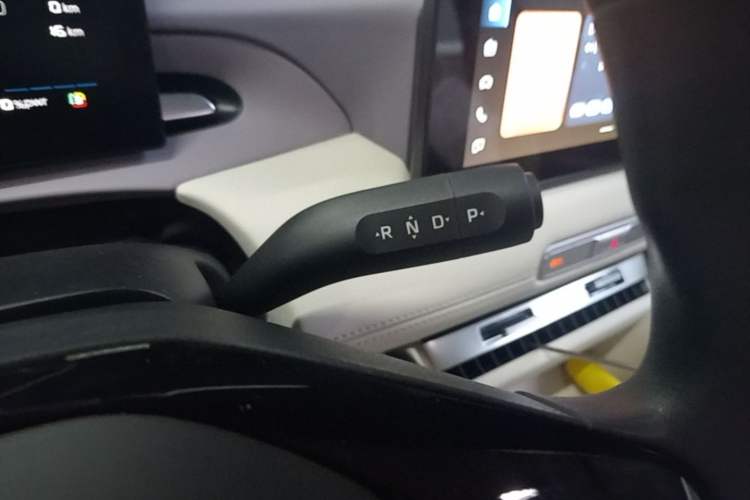 Used MG 4 EV 2026 Model 437 All-in-One Edition Gear Lever