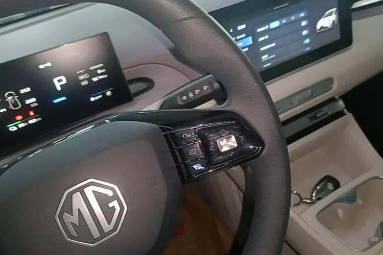 Used MG 4 EV 2026 Model 437 All-in-One Edition Gear Lever
