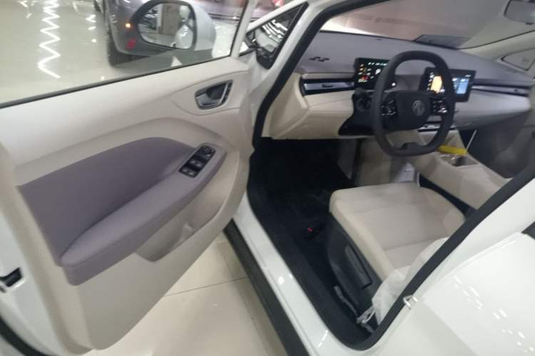 Used MG 4 EV 2026 Model 437 All-in-One Edition Left Front Seat