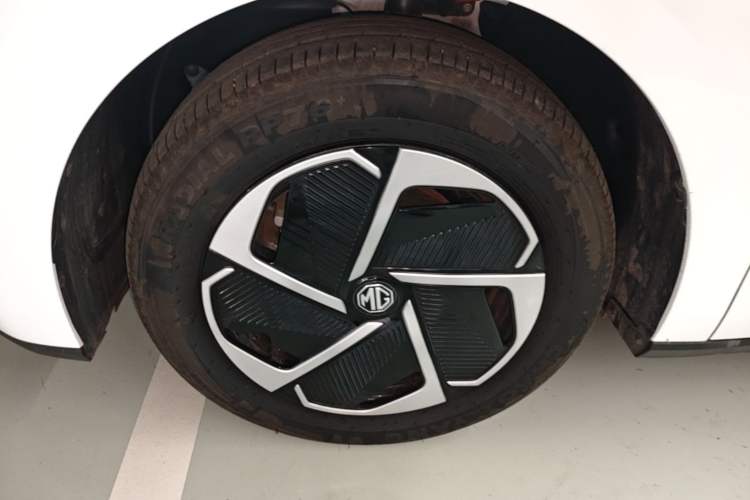 Used MG 4 EV 2026 Model 437 Composed Edition Left Front Wheel Hub
