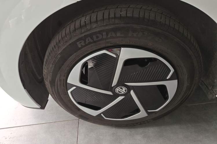 Used MG 4 EV 2026 Model 437 Composed Edition Left Front Wheel Hub