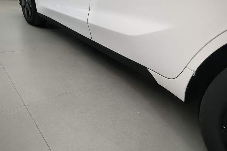 Used MG 4 EV 2026 Model 437 All-in-One Edition Left Side Sill