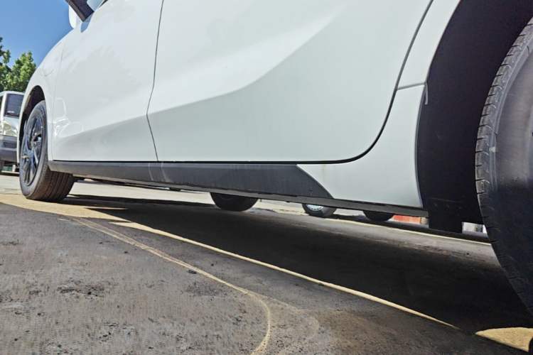 Used MG 4 EV 2026 Model 437 All-in-One Edition Left Side Sill