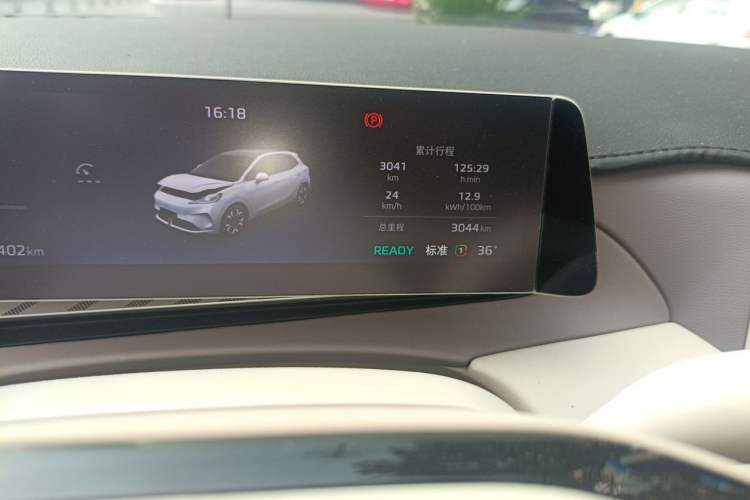 Used MG 4 EV 2026 Revised 437 Composed Edition Odometer Close Up