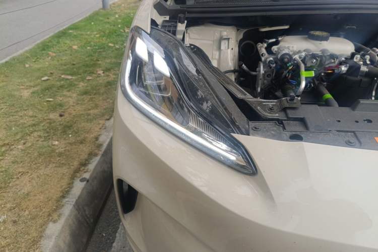 Used MG 4 EV 2026 Revised 437 Composed Edition Right Front Headlight