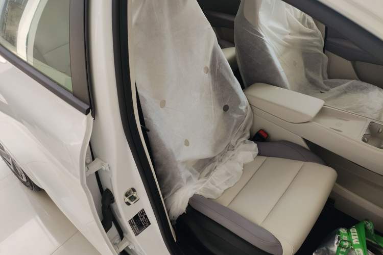 Used MG 4 EV 2026 Model 437 Composed Edition Right Front Seat