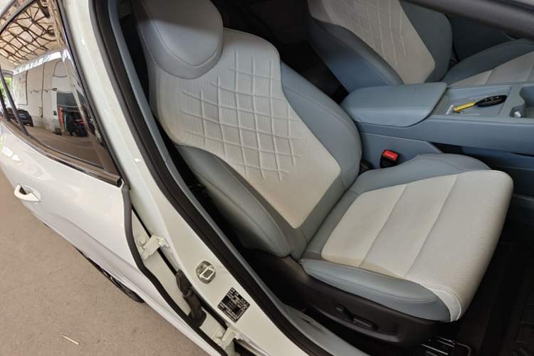 Used MG 4 EV 2026 Model 437 Freedom Edition Right Front Seat