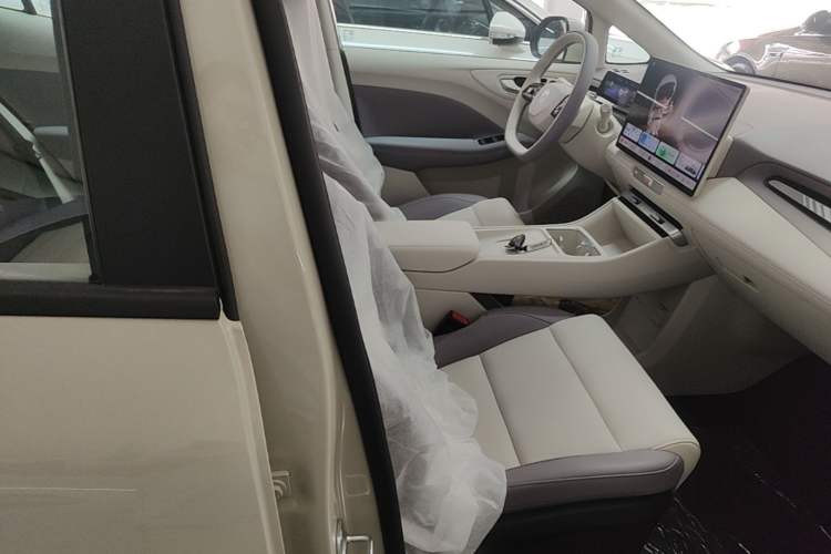 Used MG 4 EV 2026 Model 437 Composed Edition Right Front Seat