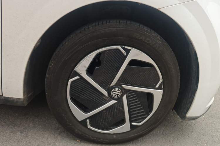 Used MG 4 EV 2026 Model 437 Composed Edition Right Front Wheel Hub