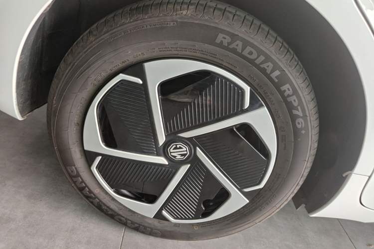 Used MG 4 EV 2026 Model 437 Composed Edition Right Rear Wheel Hub