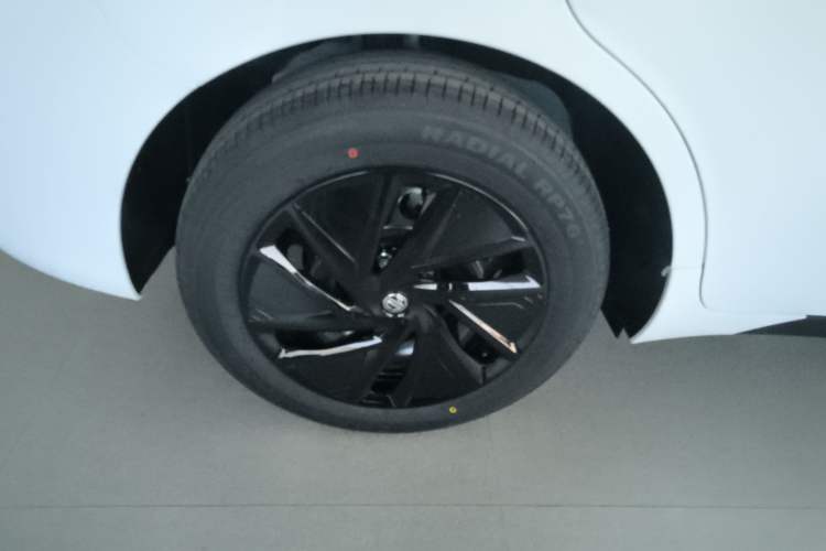 Used MG 4 EV 2026 Model 437 All-in-One Edition Right Rear Wheel Hub
