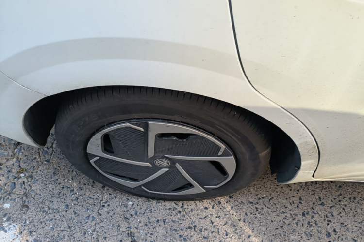 Used MG 4 EV 2026 Model 437 Composed Edition Right Rear Wheel Hub