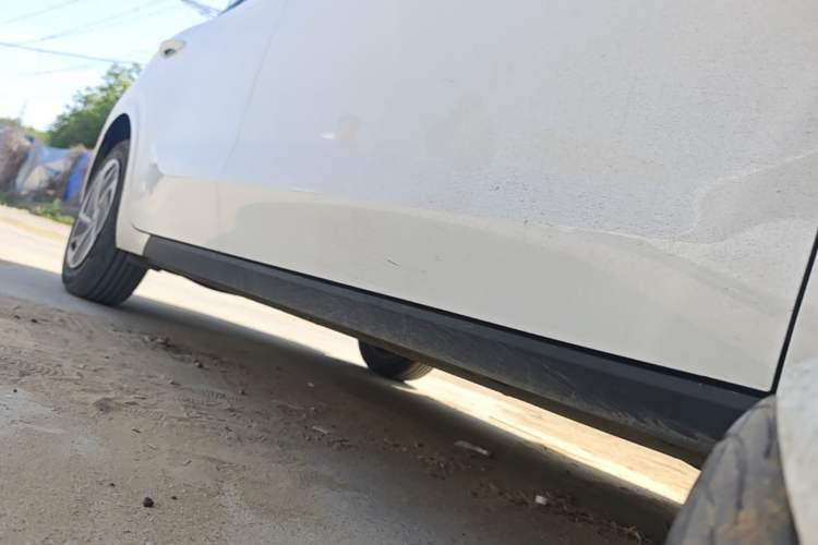 Used MG 4 EV 2026 Model 437 Composed Edition Right Side Sill