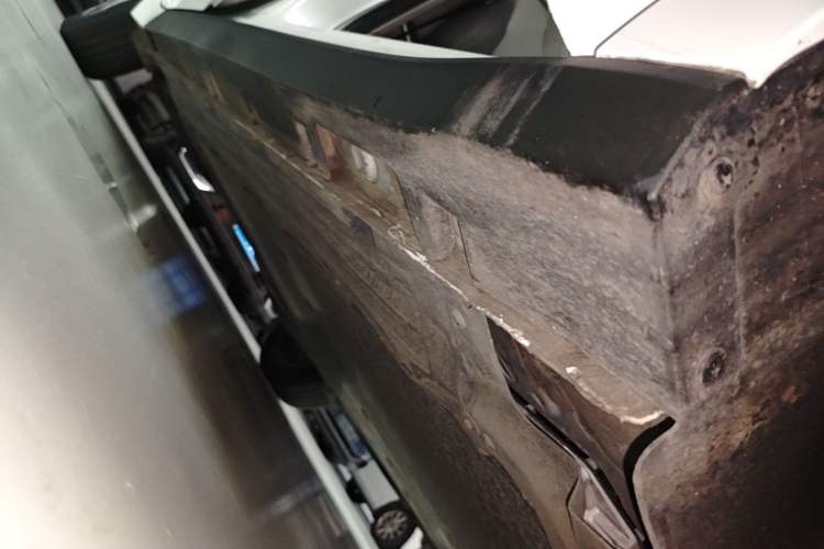 Used MG 4 EV 2026 Model 437 Composed Edition Right Side Sill