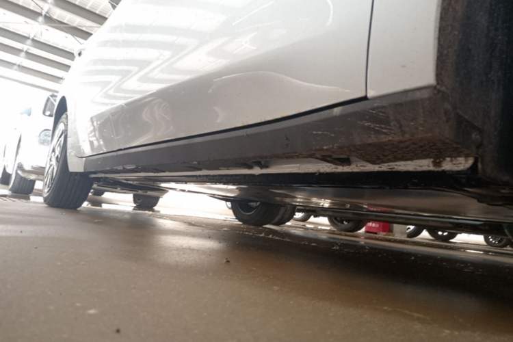 Used MG 4 EV 2026 Model 437 All-in-One Edition Right Side Sill