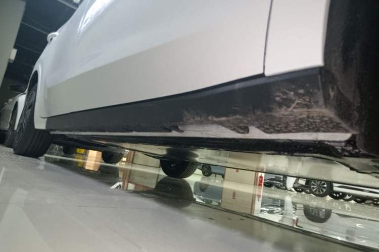 Used MG 4 EV 2026 Model 437 All-in-One Edition Right Side Sill