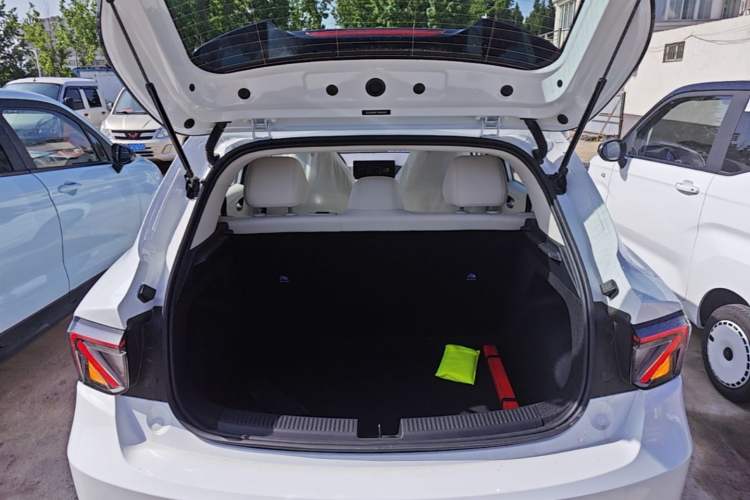Used MG 4 EV 2026 Model 437 All-in-One Edition Trunk