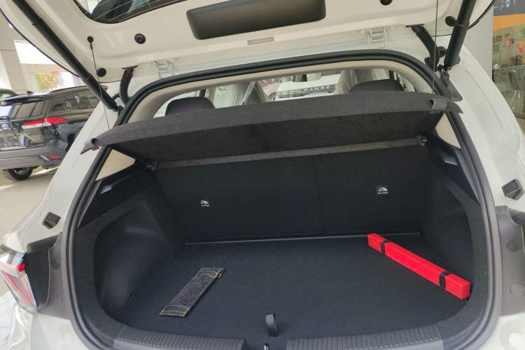 Used MG 4 EV 2026 Model 437 Composed Edition Trunk
