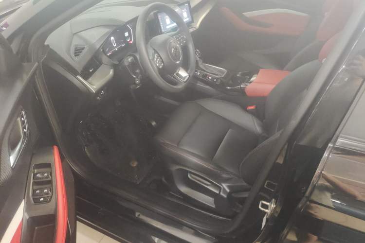 Used MG 5 2021 180 DVVT CVT Youth Luxury Edition Interior 3