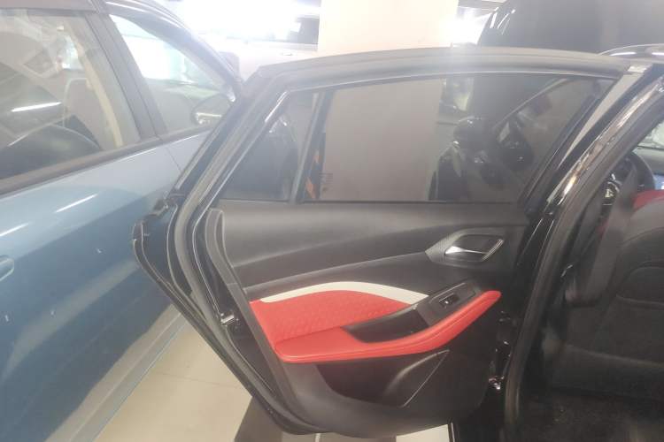 Used MG 5 2021 180 DVVT CVT Youth Luxury Edition Interior 8