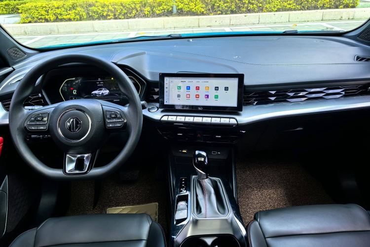 Used MG 5 2022 180 DVVT CVT Youth Luxury Edition Interior 2