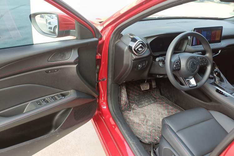 Used MG 5 2025 180 DVVT Global Luxury Edition Driver Seat