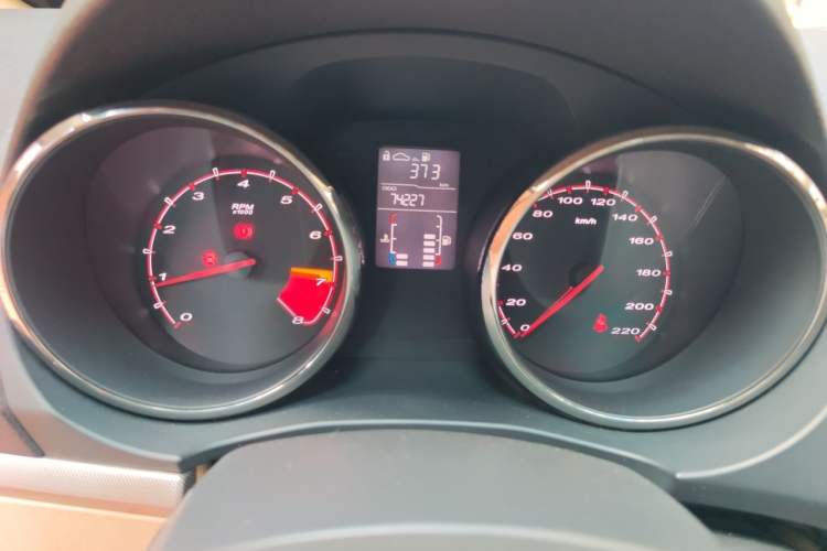 Used MG 5 2012 1.5L Manual Fashion Edition Instrument Cluster
