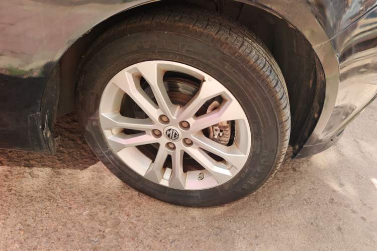 Used MG 5 2012 1.5L Manual Fashion Edition Right Front Wheel Hub