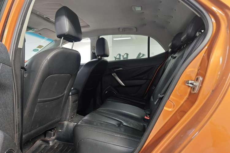 Used MG 5 2012 1.5L Automatic Navigation Edition Interior 3