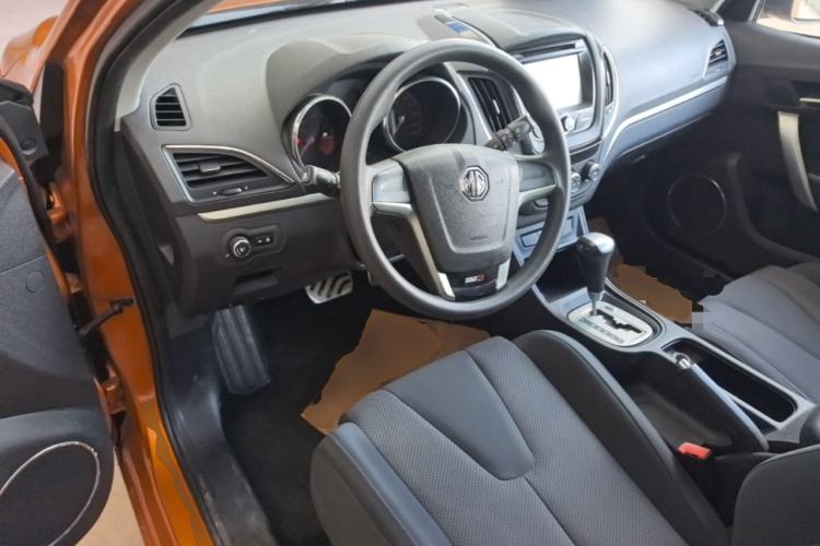 Used MG 5 2012 1.5L Automatic Elite Edition Center Console