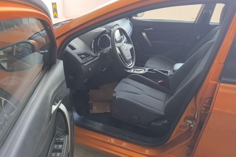 Used MG 5 2012 1.5L Automatic Elite Edition Driver Seat