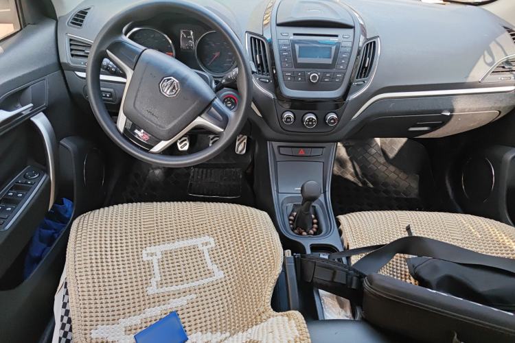 Used MG 5 2012 1.5L Manual Elite Edition Center Console