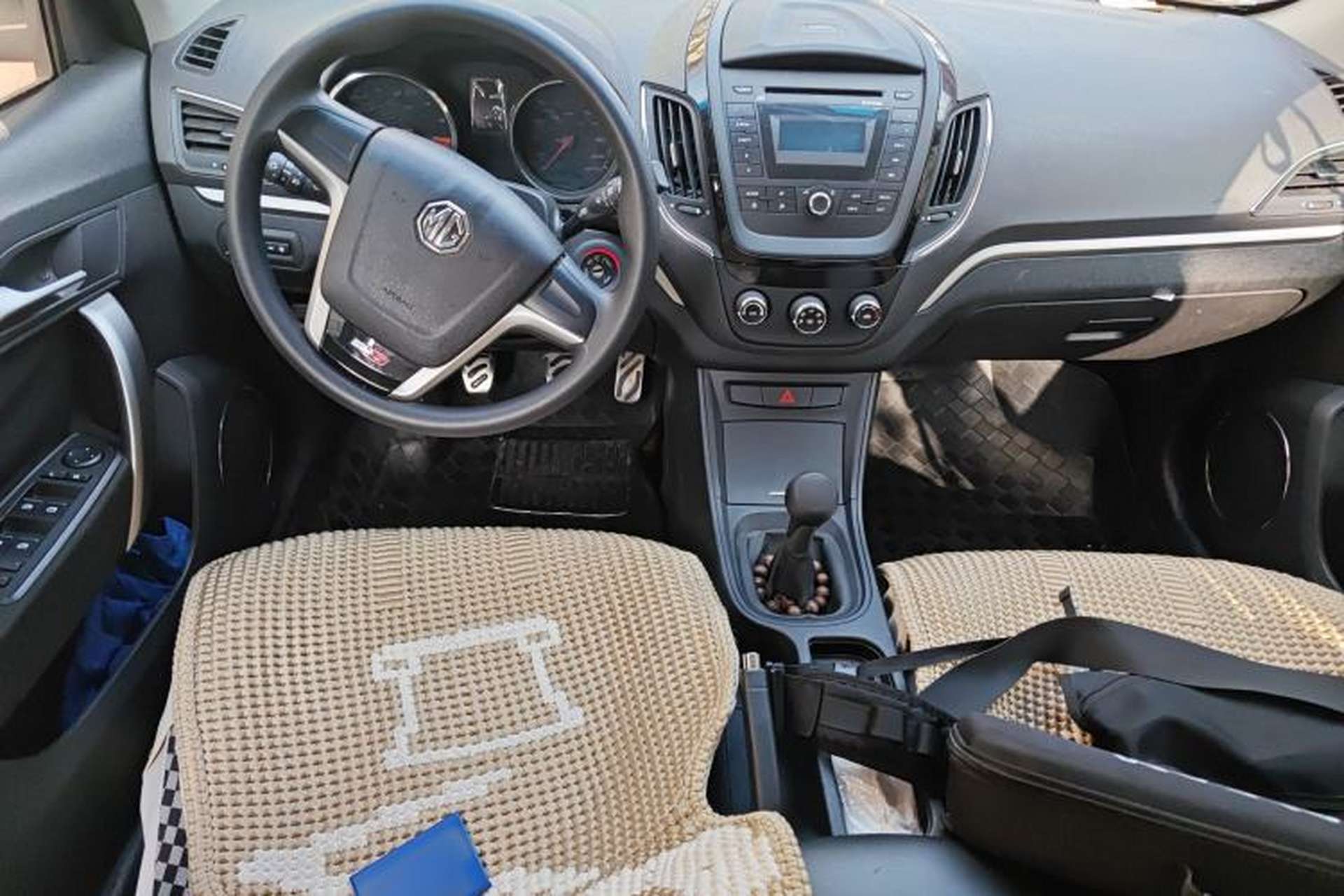 Used MG 5 2012 1.5L Manual Elite Edition Center Console