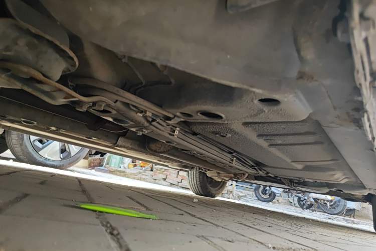 Used MG 5 2012 1.5L Manual Elite Edition Chassis Front Left