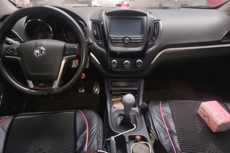 Used MG 5 2012 1.5L Manual Elite Edition Center Console
