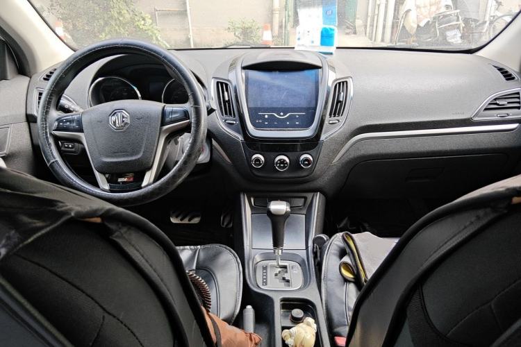 Used MG 5 2012 1.5L Automatic Luxury Edition Center Console