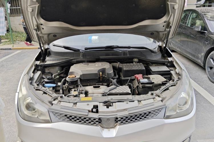 Used MG 5 2012 1.5L Automatic Luxury Edition Engine Bay