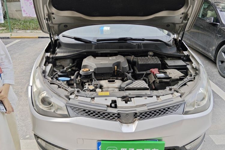 Used MG 5 2012 1.5L Automatic Luxury Edition Engine Bay Right