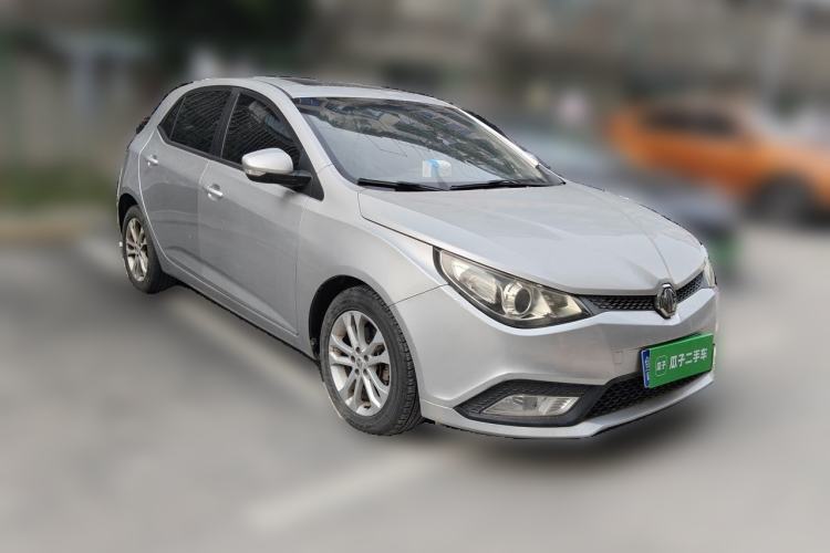 Used MG 5 2012 1.5L Automatic Luxury Edition Front Right 45 Deg