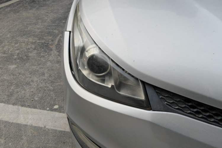 Used MG 5 2012 1.5L Automatic Luxury Edition Right Front Headlight