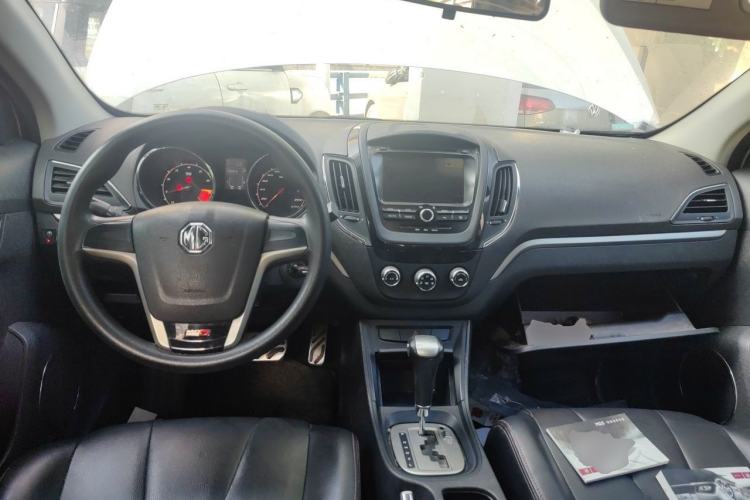 Used MG 5 2012 1.5L Automatic Elite Edition Center Console