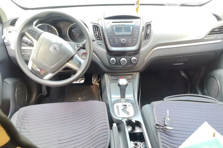 Used MG 5 2012 1.5L Automatic Luxury Edition Center Console