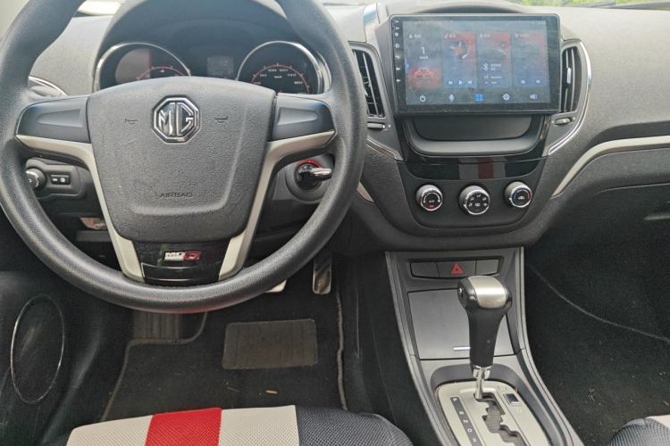 Used MG 5 2012 1.5L Automatic Elite Edition Center Console