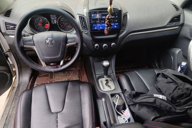Used MG 5 2012 1.5L Automatic Elite Edition Center Console