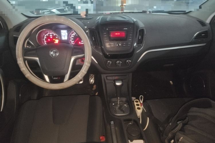 Used MG 5 2012 1.5L Automatic Elite Edition Center Console