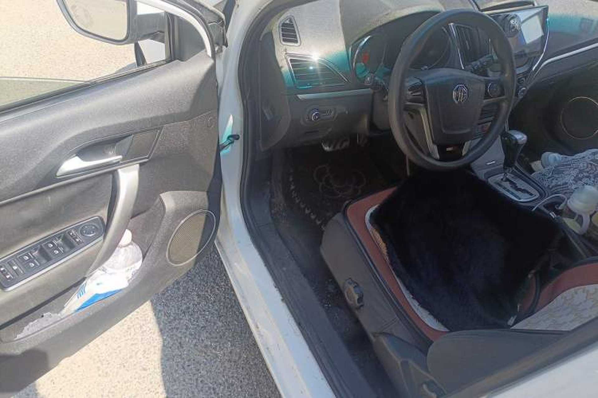Used MG 5 2012 1.5L Automatic Elite Edition Driver Seat