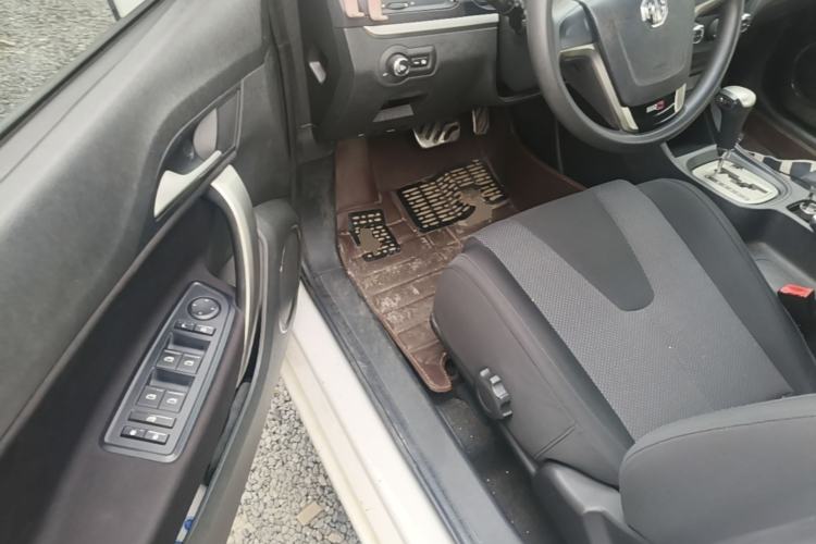 Used MG 5 2012 1.5L Automatic Elite Edition Driver Seat
