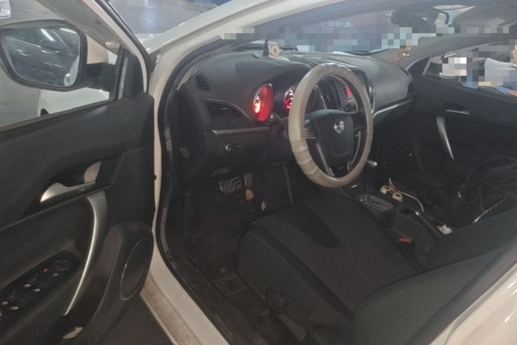 Used MG 5 2012 1.5L Automatic Elite Edition Driver Seat