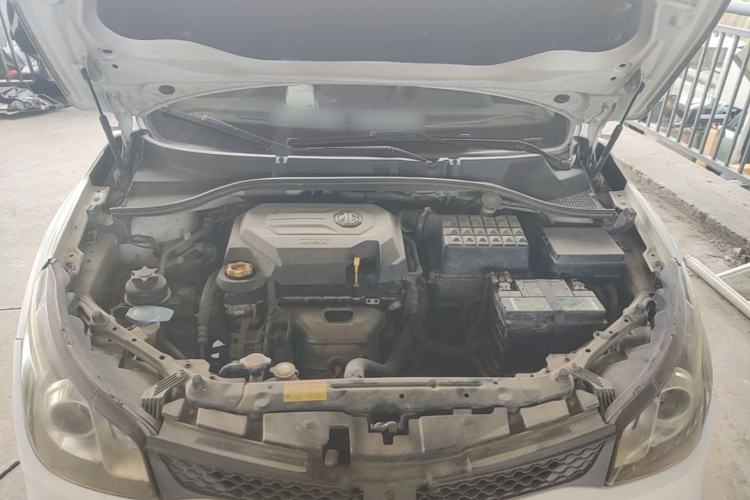 Used MG 5 2012 1.5L Manual Luxury Edition Engine Bay
